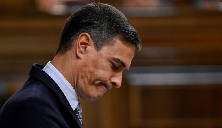 España: Pedro Sánchez llama a elecciones generales anticipadas ante declive de izquierda