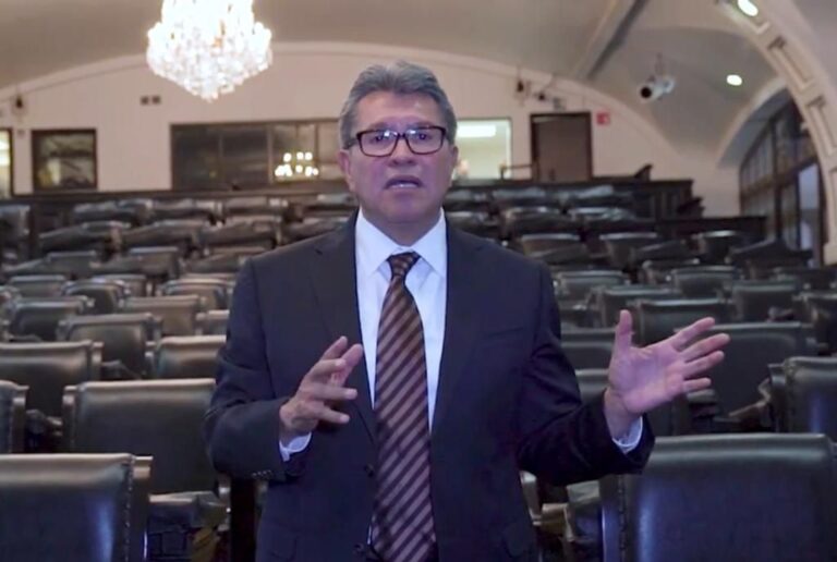 Llama Ricardo Monreal a superar debilidades en Morena, rumbo al 2024