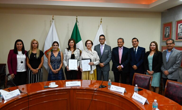 Firman Naucalpan y Movistar convenio para desarrollar habilidades digitales