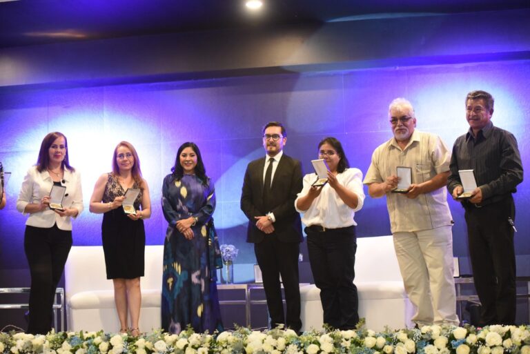 Karla Fiesco García reconoció la participación de las empresas en el desarrollo de Cuautitlán Izcalli