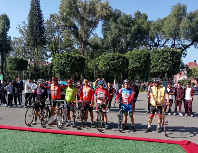 Gobierno de Tlalnepantla da el banderazo de salida a la decimocuarta mega travesía ciclista