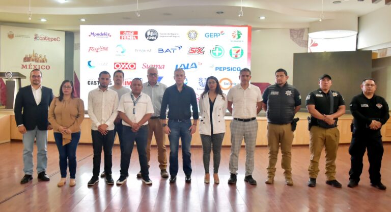 Ecatepec y empresarios acuerdan estrategia para combatir robo a camiones repartidores