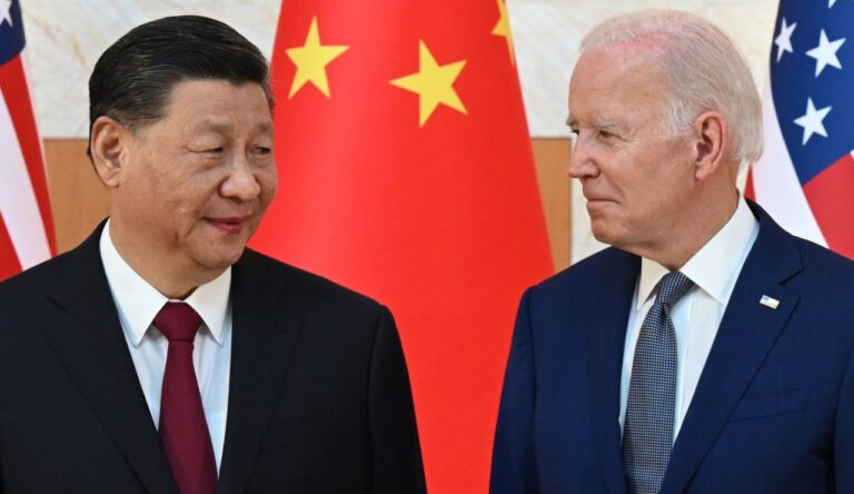 China ve “ridículo” que Biden equipare a Xi con “dictadores”