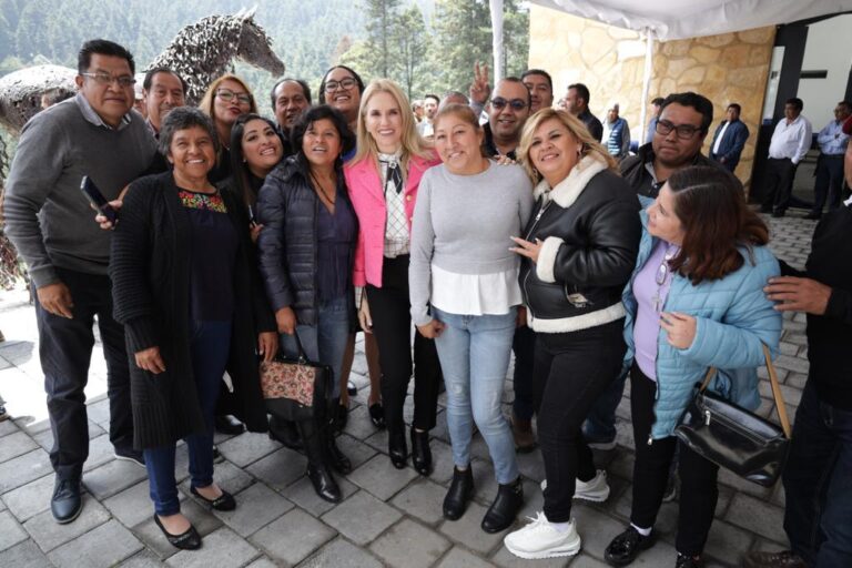 Respaldan autoridades auxiliares de tres periodos municipales la gestión de Romina Contreras