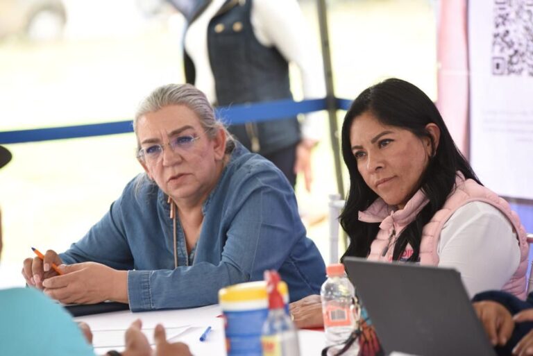 Karla Fiesco comprometida con la unidad habitacional Fidel Velázquez