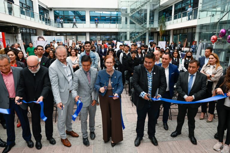 Naucalpan acerca a emprendedores con instituciones de crédito e incubadoras