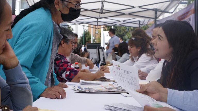 Necesario que las familias izcallenses tengan certeza legal en su patrimonio: Karla Fiesco