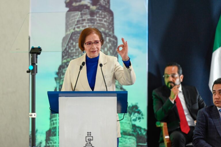 Naucalpan está hecha sobre todo de su riqueza humana: Angélica Moya