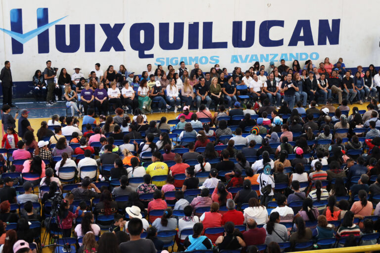 Huixquilucan comienza instalación de aparatos de calistenia para promover el deporte y la salud