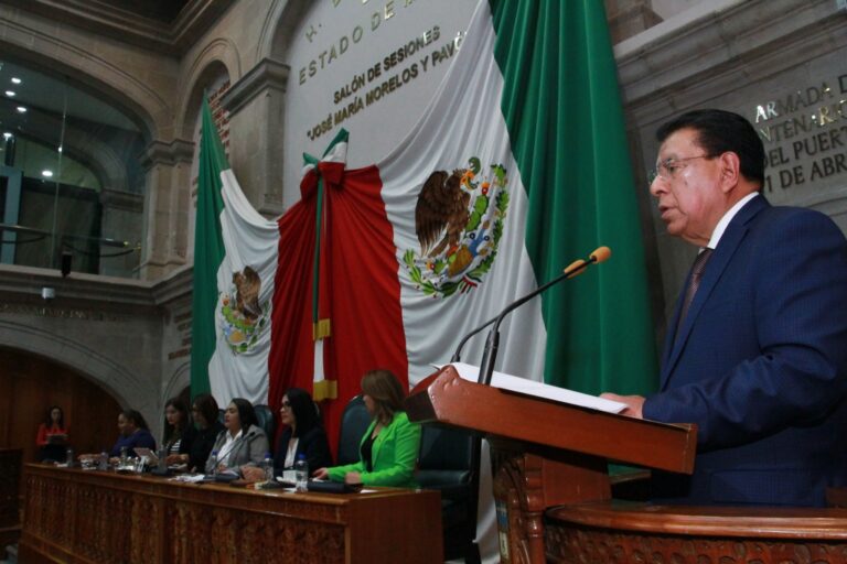 Aprueba Legislatura reformas a la ley de administración estatal
