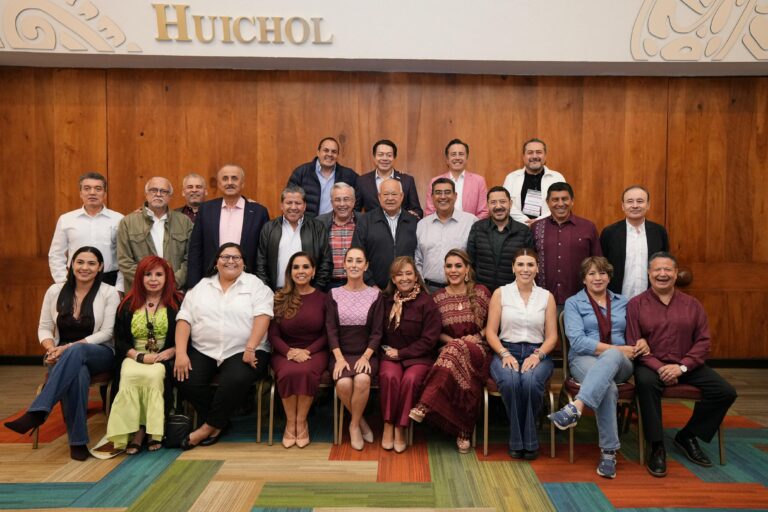 Participa Delfina Gómez en sesión del Consejo Nacional de MORENA