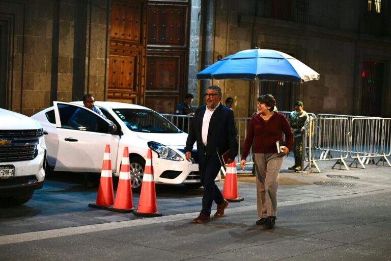 La Gobernadora Electa Delfina Gómez y Horacio Duarte asisten a reunión de trabajo a Palacio Nacional