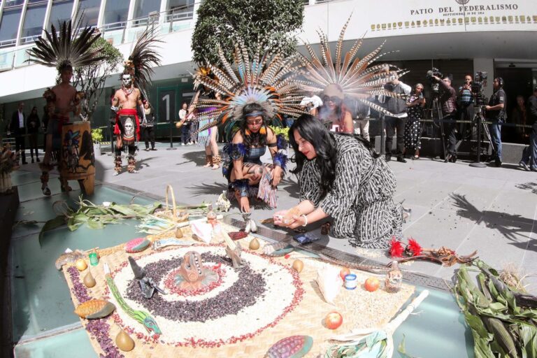 Ana Lilia Rivera se propone hacer valer decreto presidencial para no importar más maíz transgénico