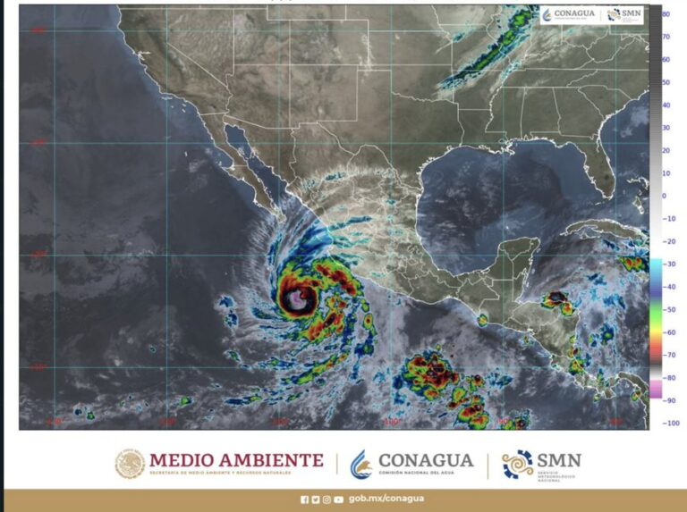 Norma se intensifica y se dirige hacia Baja California Sur