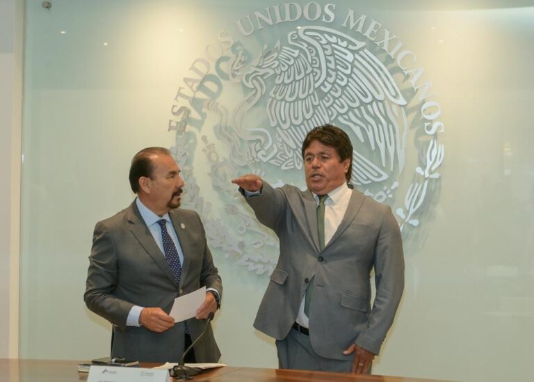 Toma protesta suplente del décimo segundo regidor en Atizapán de Zaragoza