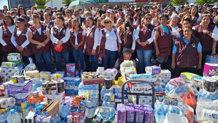 TRABAJADORES Y VECINOS DE V. CARRANZA DONAN MÁS DE 20 TONELADAS DE VÍVERES PARA LOS DAMNIFICADOS DE GUERRERO POR EL HURACÁN “OTIS”