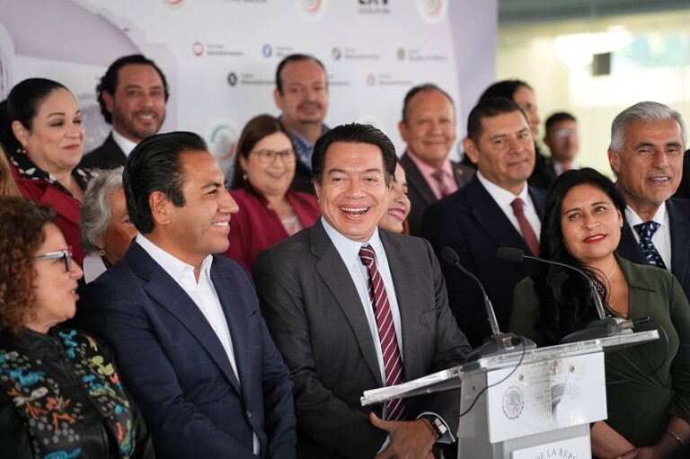 Mario Delgado felicita a diputados de la 4T por aprobar PEF 2024 ‘sin moches’