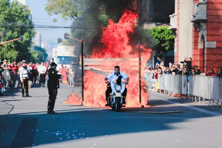 Tlalnepantla celebra el 113 Aniversario de la Revolución Mexicana con Desfile Cívico Deportivo