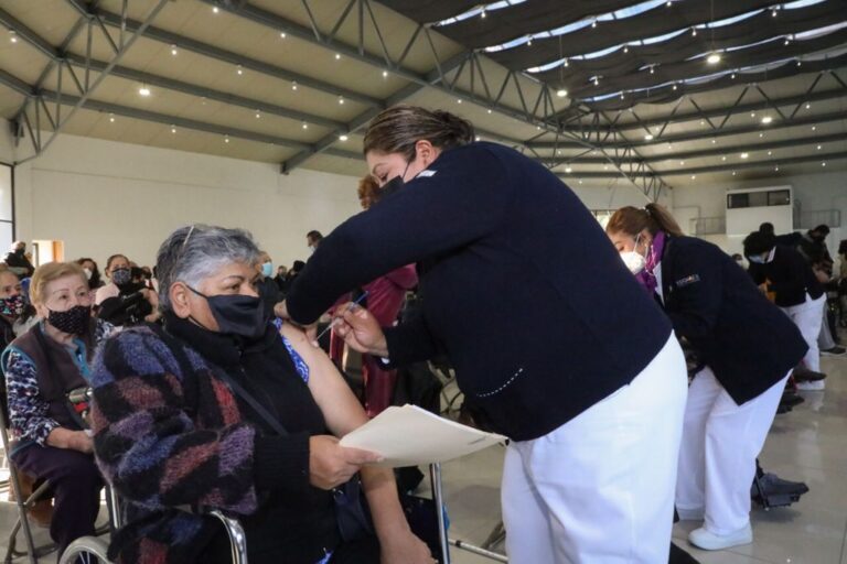 La vejez no implica la cancelación de la vida sexual: Jorge García