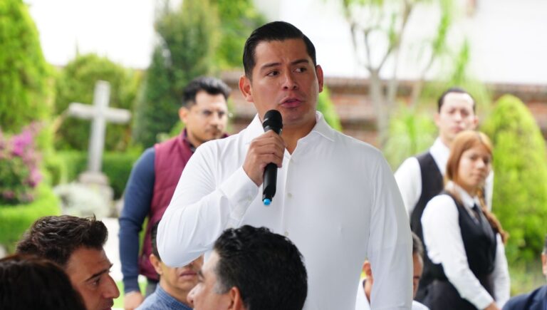Joven empresario aspira ser diputado por Cholula