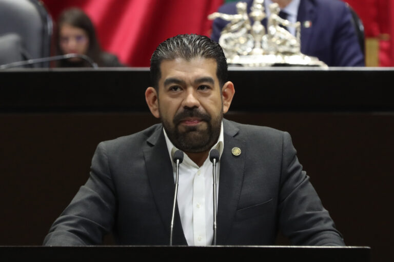 Proponen prisión y multa para quien revele, divulgue o utilice imágenes obtenidas de comunicación privada o generadas por IA