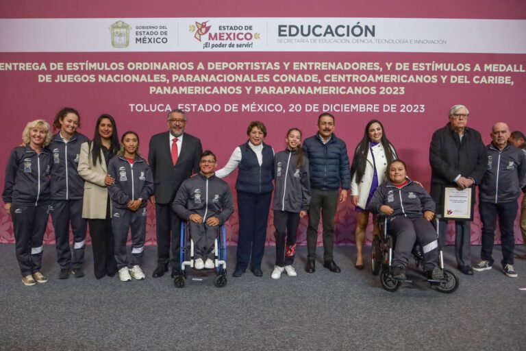Entrega Gobernadora Delfina Gómez histórico reconocimiento a atletas y entrenadores; EdoMex rompe récord con 597 medallas