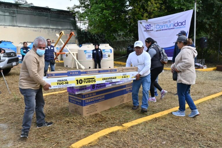 ‘Con la comunidad’ llegó a 12 colonias en seis meses