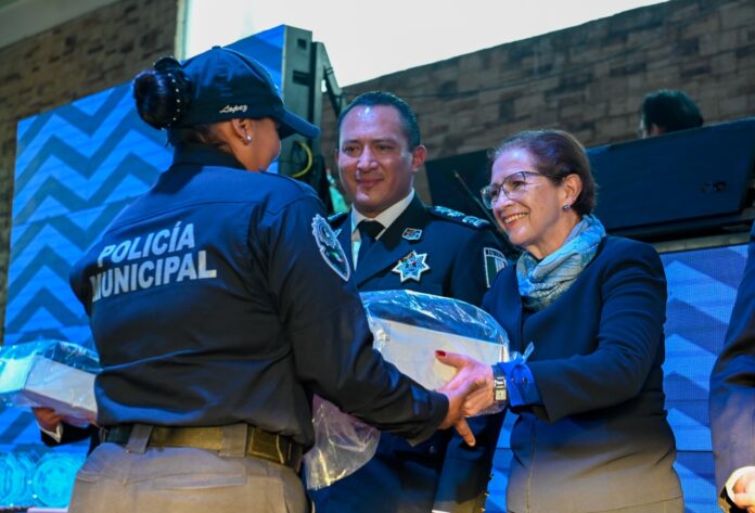 Hoy la policía de Naucalpan es distinta a la de hace dos años: Moya Marín