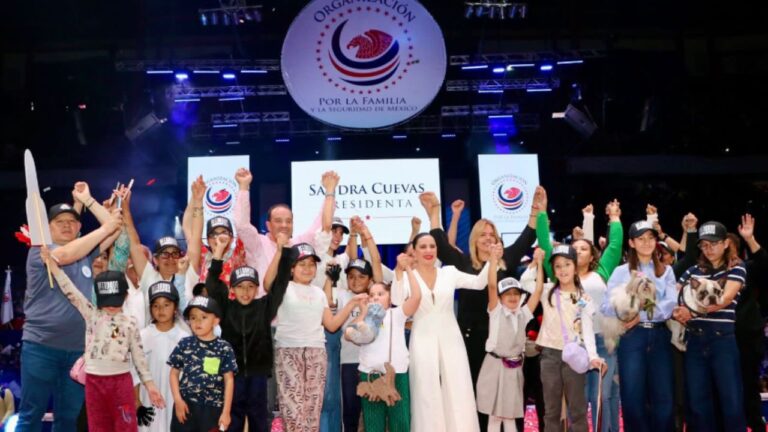 Sandra Cuevas presenta su organización política la cual buscará ser partido