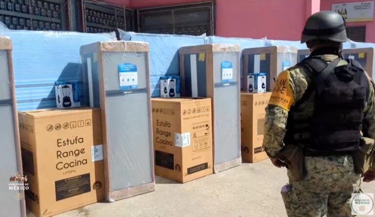 AMLO agradece a China envío de enseres para Guerrero tras paso de ‘Otis’