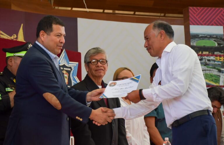 “La Vida es tu Pasajero”: Capacitación a choferes de transporte público en Nezahualcóyotl para prevenir accidentes viales