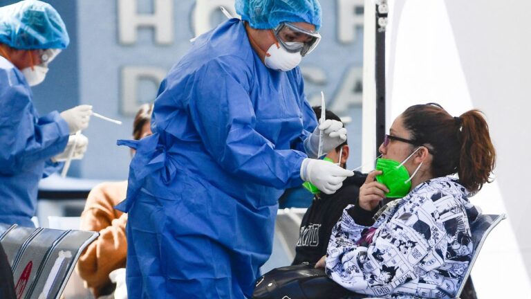 “No hay saturación de camas”: AMLO descarta crisis por enfermedades respiratorias