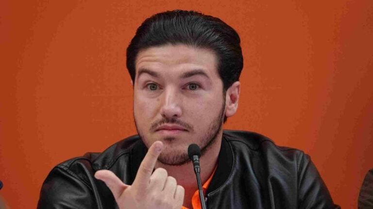 Refinería de Cadereyta debe irse de Nuevo León: Samuel García