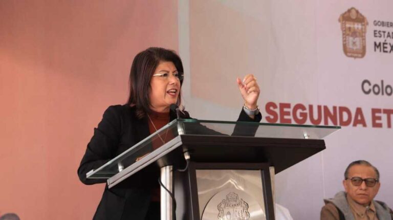 Agradece Mariela Gutiérrez a los tecamaquenses la maravillosa oportunidad de servirles