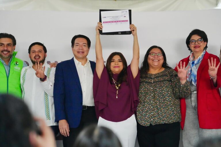 Clara Brugada se registra como candidata para jefatura de Gobierno