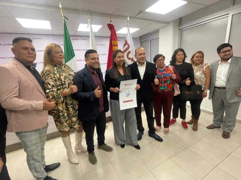 La ciudadanía de Venustiano Carranza conoce sobre la experiencia de la candidata a alcaldesa: Evelyn Parra