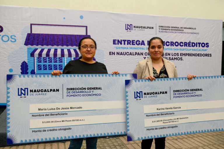 Entrega Angélica Moya 71 créditos a microempresarios y emprendedores