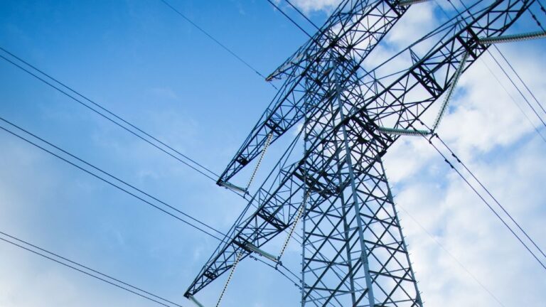 Cuatro estados obtienen subsidio a tarifas eléctricas, revela AMLO