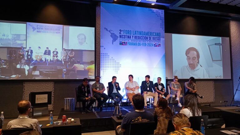 Con fallo previo de la SCJN, “nació muerta” la iniciativa de AMLO para prohibir vaporizadores