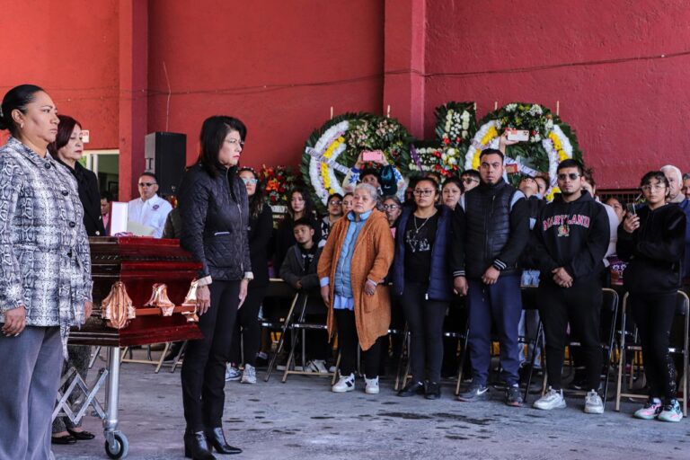 Realizan Homenaje al Capitán Segundo del Cuerpo de Bomberos de Tecámac, Alejandro Cruz Castañeda