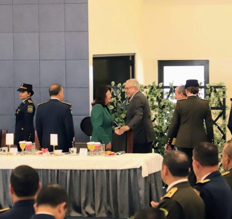 Asiste la Alcaldesa de Tecámac a la Ceremonia del Día de la Fuerza Aérea Mexicana Encabezada por López Obrador