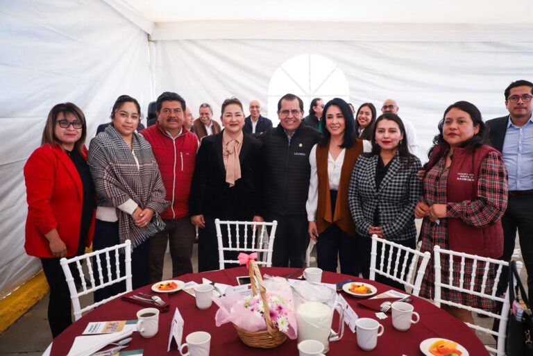 MARY GÓMEZ ASISTE A ENCUENTRO DE LOS DIF MUNICIPALES CON LICONSA