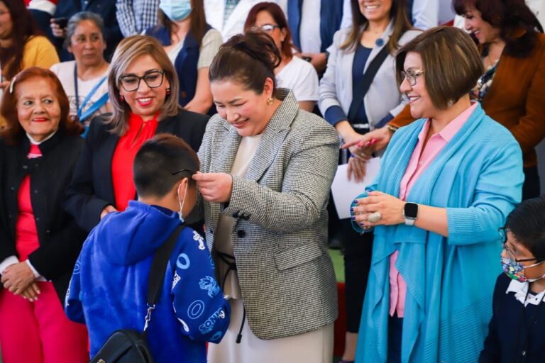 El DIF Tlalnepantla atiende la salud de la niñez del municipio