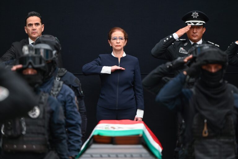 Despiden en Naucalpan a comandante César Hernández, falleció en cumplimiento del deber