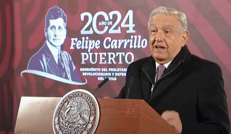 La gente está contenta, me dejo de llamar Andrés Manuel: AMLO