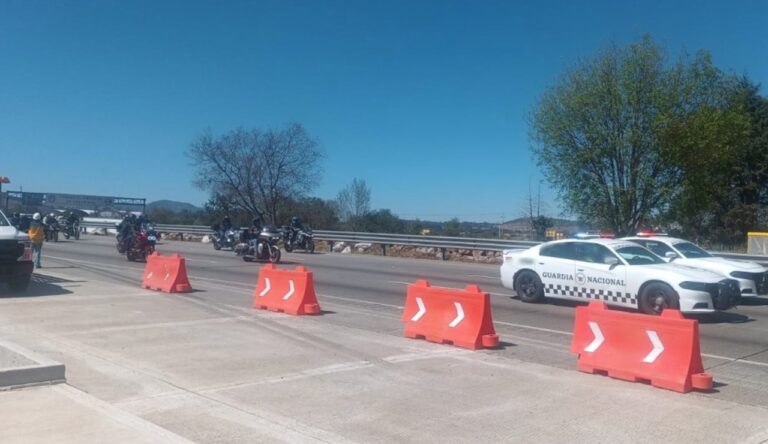 AMLO deja en manos del Ejército rehabilitación de carreteras