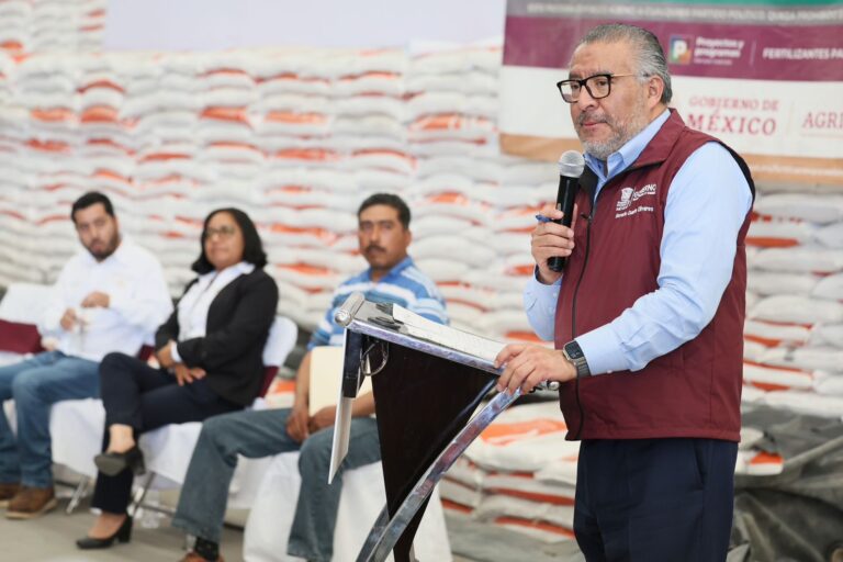 Gobierno Federal y del Estado de México apoyan con más de 27 mil toneladas de fertilizantes a productores de Ozumba