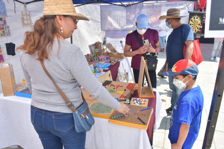En Nezahualcóyotl anuncian la Tercera Feria Artesanal “Hecho con el Corazón”