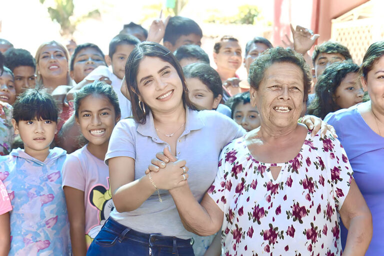 Apoyan sectores, candidatura de Yoloczin Domínguez para Acapulco