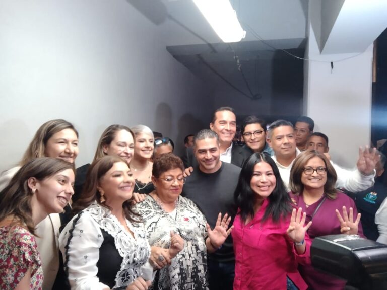 Llama Clara Brugada a las juventudes de la Ciudad de México a radicalizarse en la lucha y defensa de sus derechos